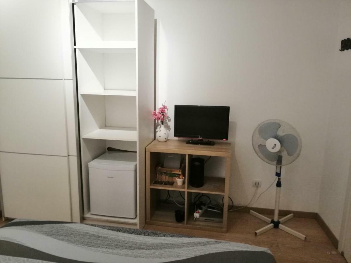 Hotel Soba U Centru Pula Exteriér fotografie